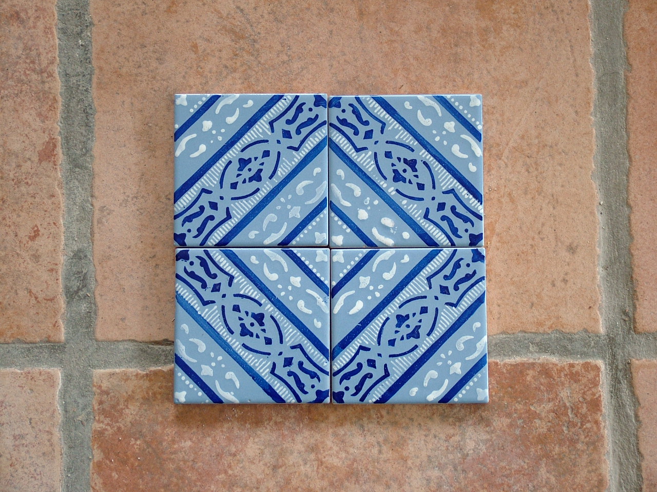 Scheda prodotto: piastrella 20x20 15x15 10x10 ceramiche torcivia srl